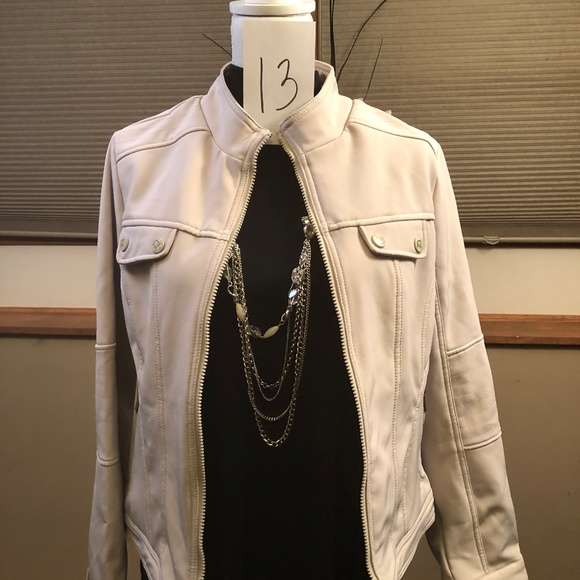 Jacket - Picture 2 of 4